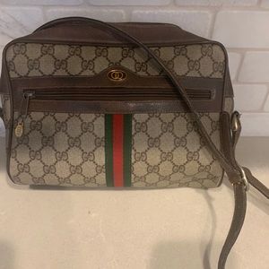 Gucci GG Pattern
